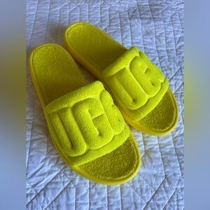 NEW UGG Sugar Sole Neon Yellow Slides